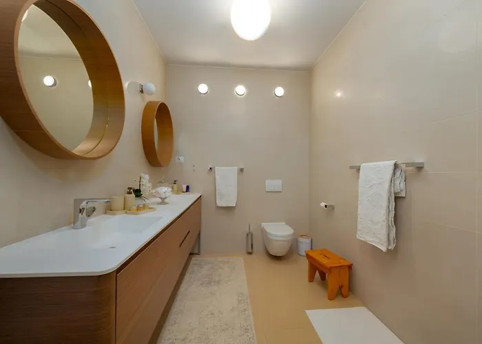 Exotic Oasis Bacvice Apartament *