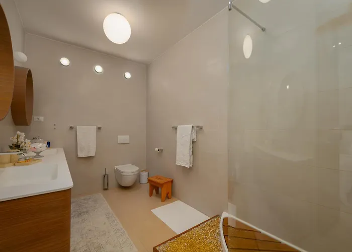 Exotic Oasis Bacvice Apartament *